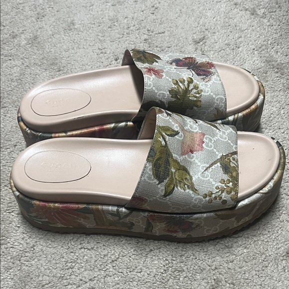 Gucci Floral Beige Platform Sandals - Picture 1 of 6